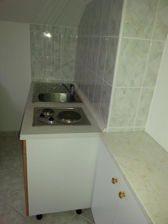 Guesthouse Lidija Kukljica Luaran gambar