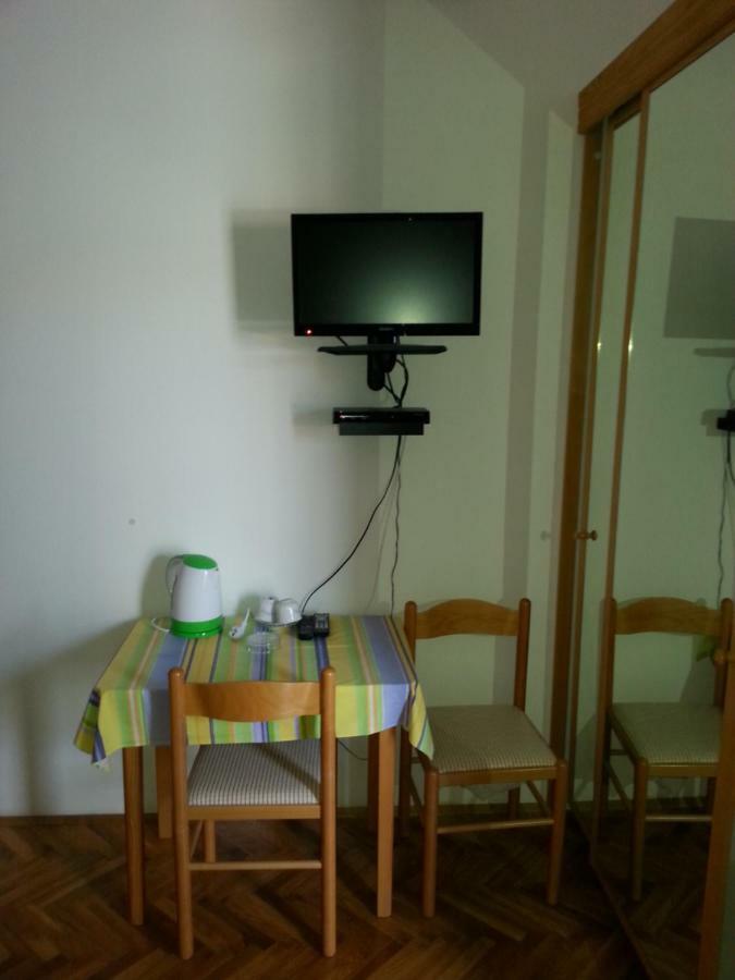 Guesthouse Lidija Kukljica Luaran gambar